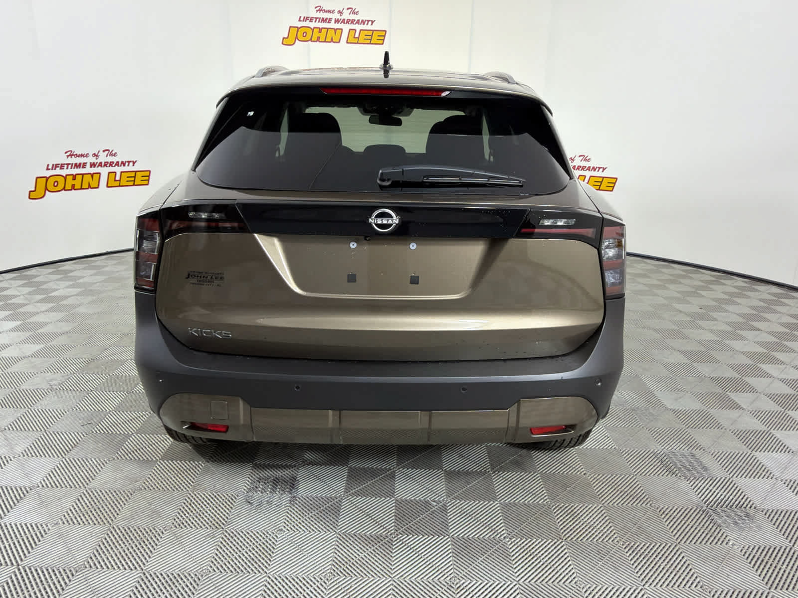 New 2026 Nissan Kicks SV w/ SV Premium Package FWD image 4