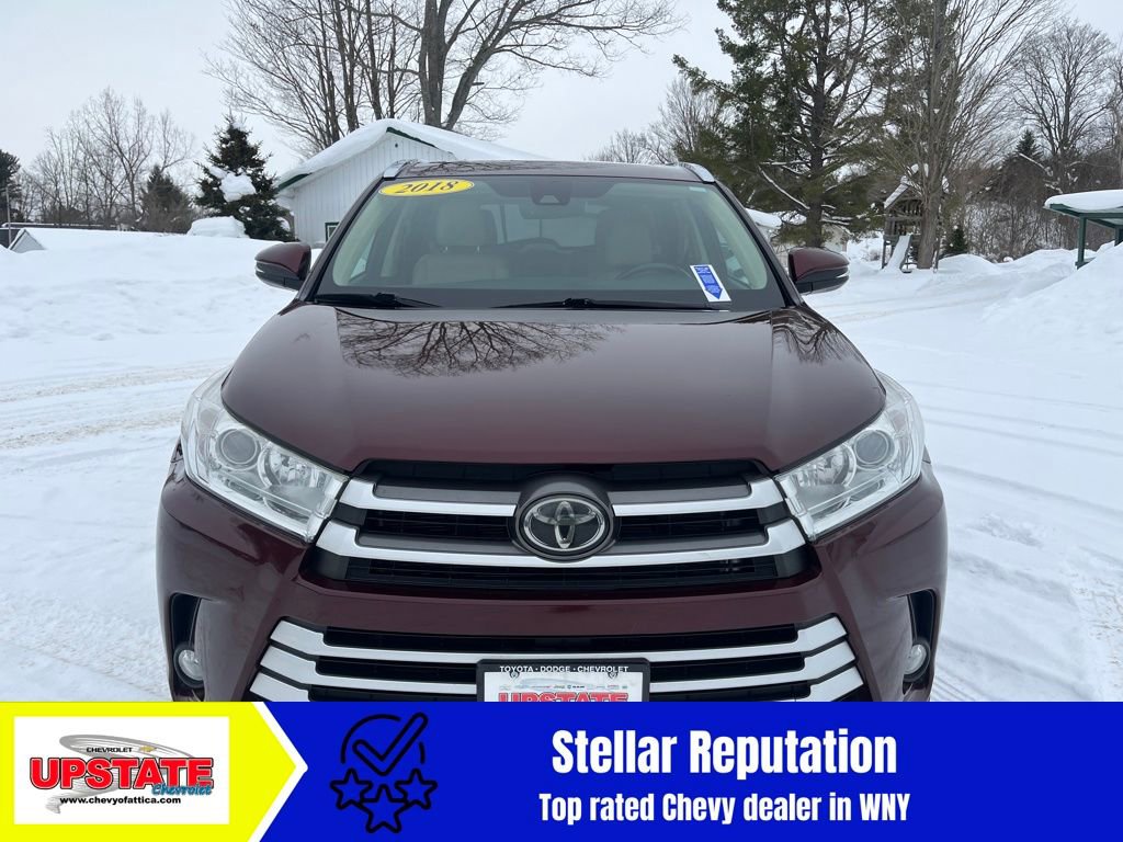 Used 2018 Toyota Highlander XLE AWD/4WD image 3