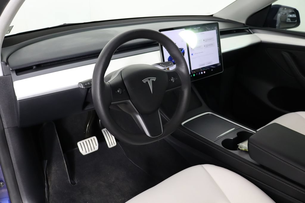 Used 2023 Tesla Model Y Performance AWD/4WD image 24