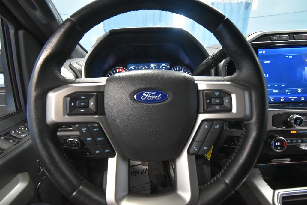 Used 2022 Ford F250 Lariat image 11