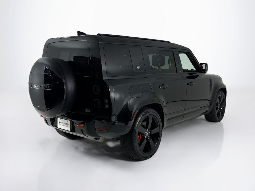 Used 2023 Land Rover Defender 110 X AWD/4WD image 5