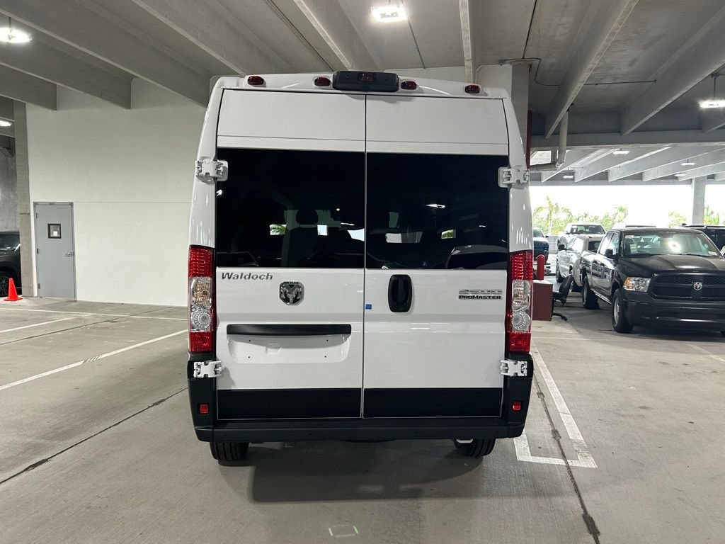Used 2023 RAM ProMaster 2500 FWD image 5