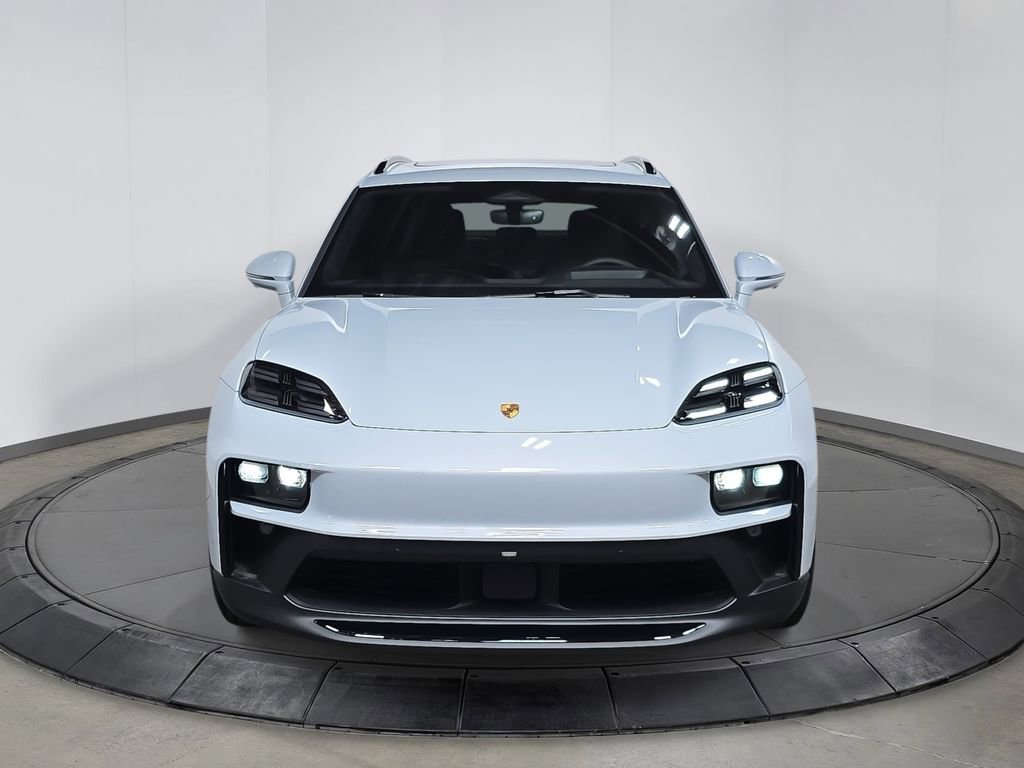 New 2026 Porsche Macan GTS Electric image 10