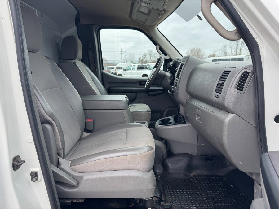 Used 2015 Nissan NV 2500 S image 18