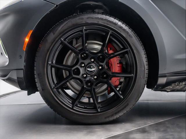 Used 2021 Aston Martin DBX AWD/4WD image 4
