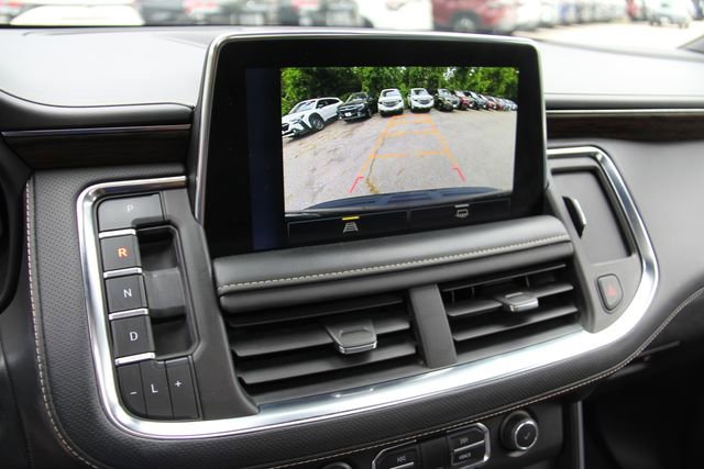 Used 2023 Chevrolet Suburban Premier AWD/4WD image 29
