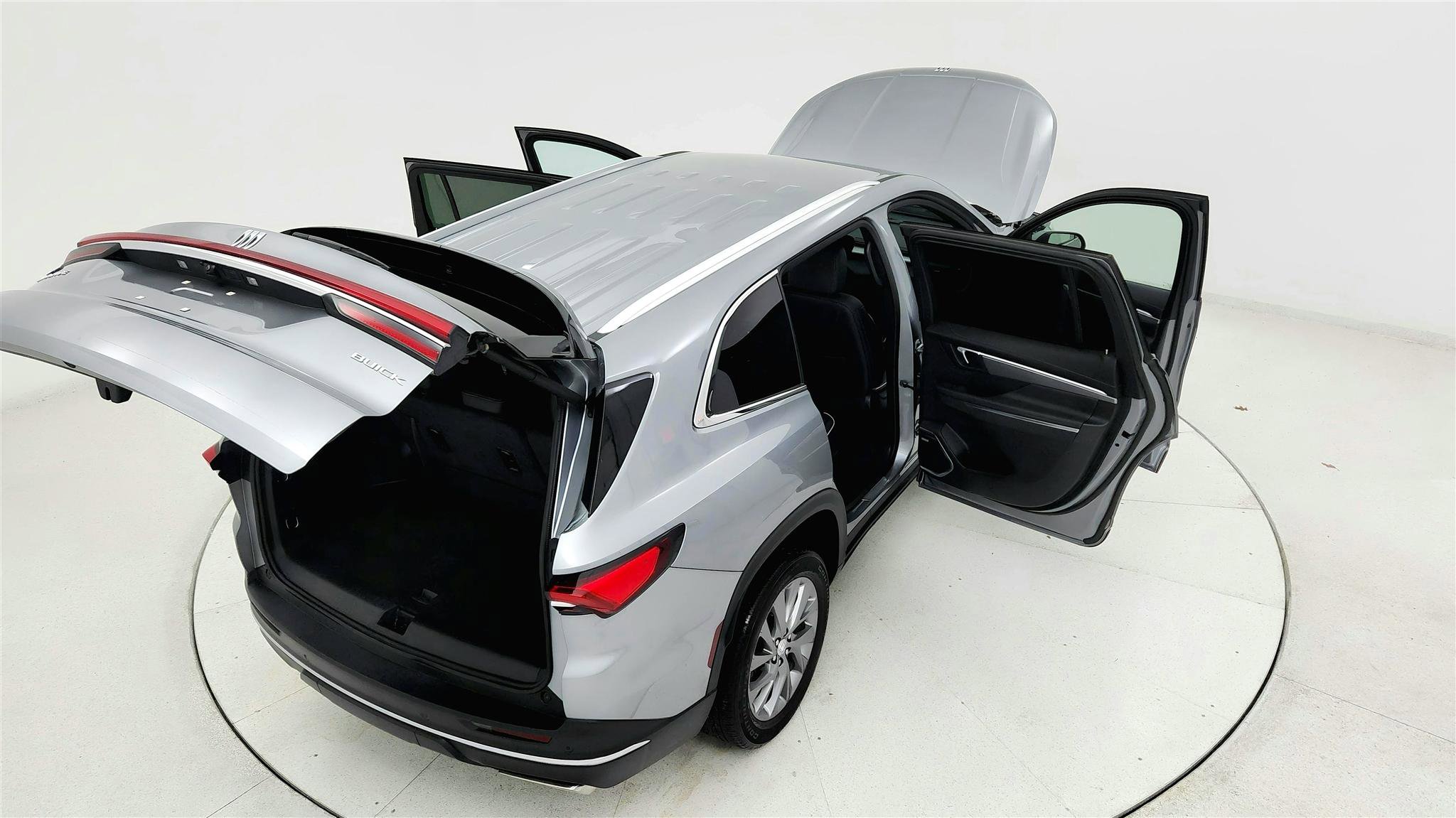 Used 2025 Buick Enclave Preferred image 23