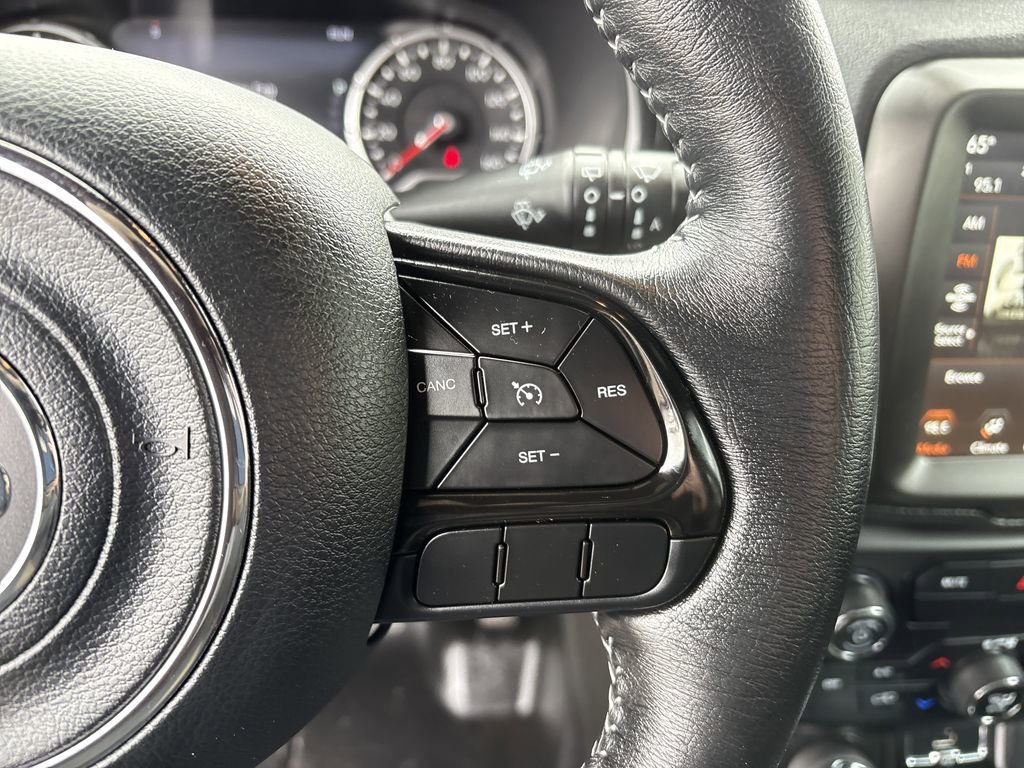 Used 2021 Jeep Renegade Latitude image 15