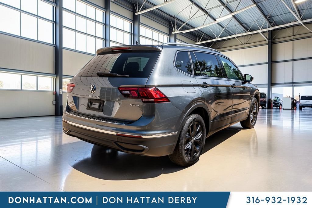 Used 2024 Volkswagen Tiguan SE AWD/4WD image 33