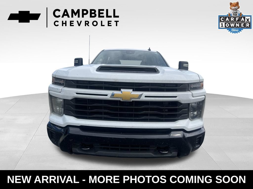 Used 2024 Chevrolet Silverado 2500 Custom w/ Custom Value Package AWD/4WD image 14
