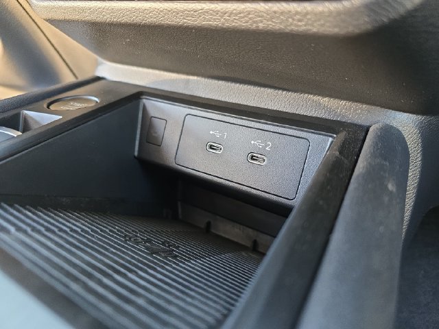 New 2026 Nissan Kicks SV w/ Cold Weather Package FWD image 27