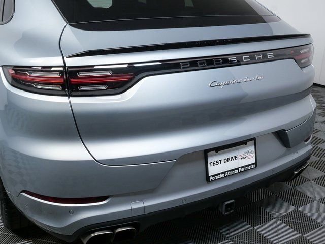 Certified 2022 Porsche Cayenne Turbo image 34