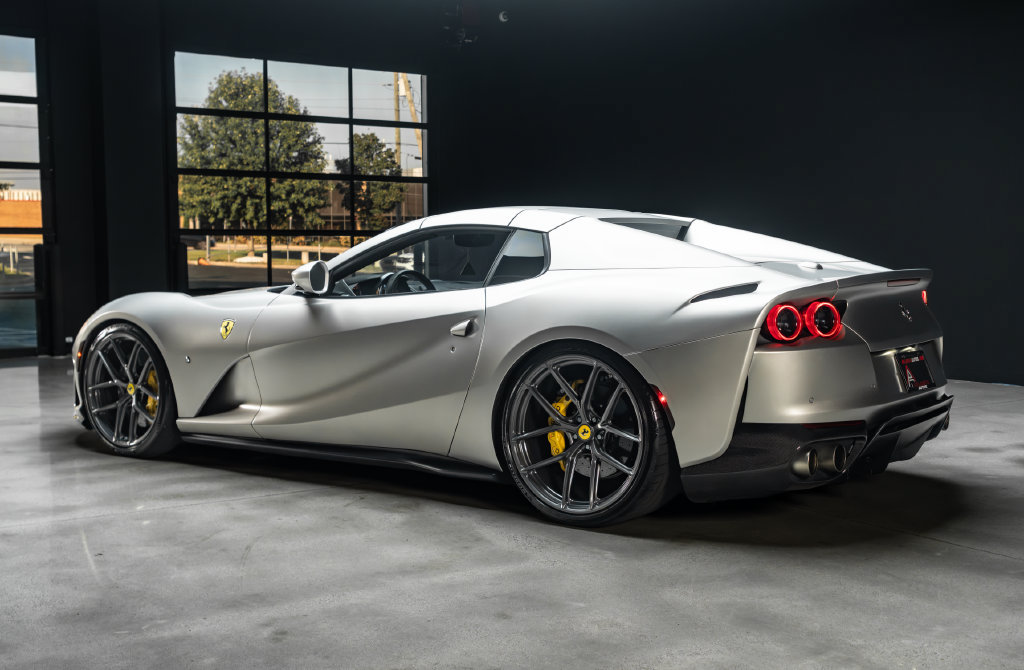 Used 2021 Ferrari 812 GTS RWD image 30