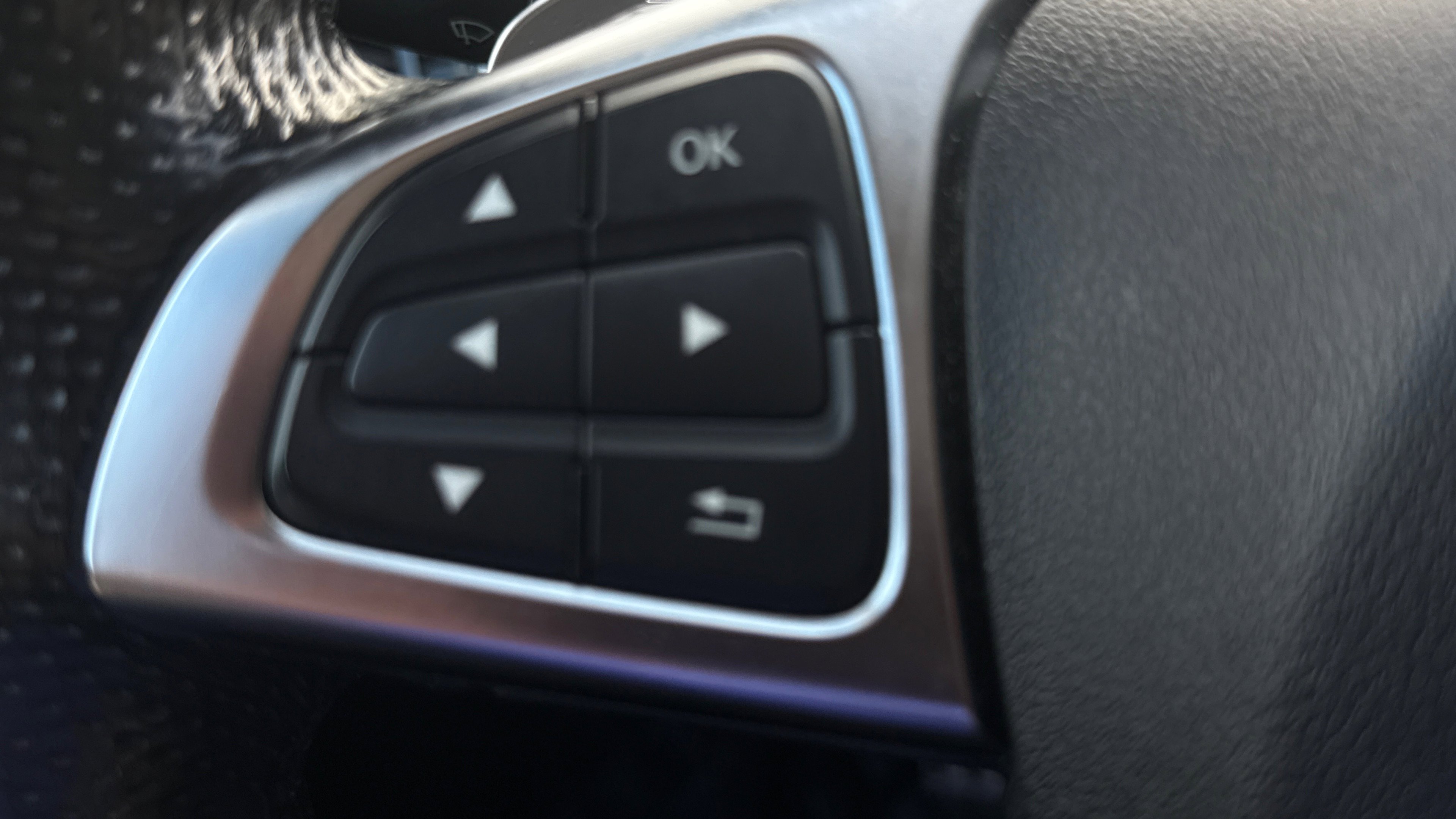 Used 2019 Mercedes-Benz GLE 43 AMG 4MATIC image 34