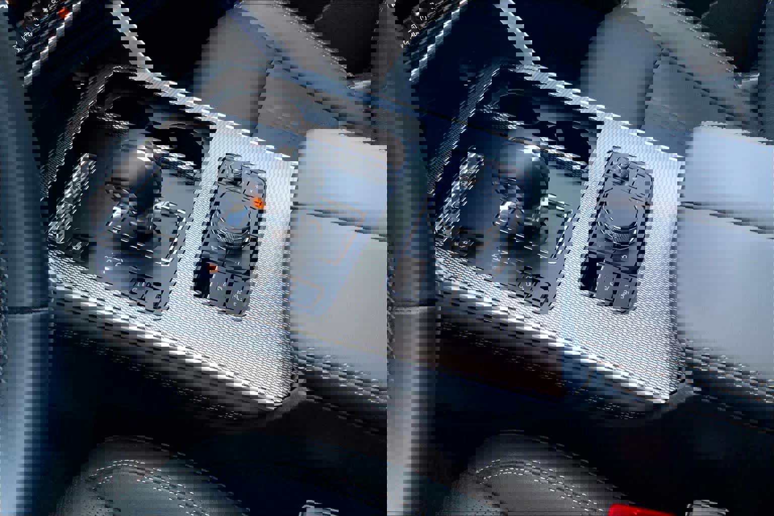 Used 2024 MAZDA CX-90 Plug-In Hybrid w/ Premium Pkg image 16