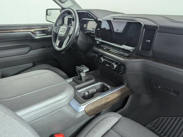 Used 2024 GMC Sierra 1500 Elevation w/ Preferred Package AWD/4WD image 30