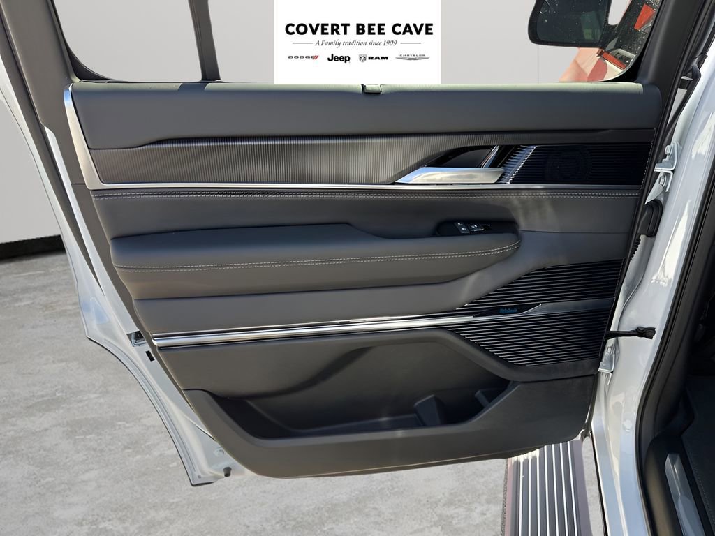 New 2026 Jeep Grand Wagoneer Summit image 20