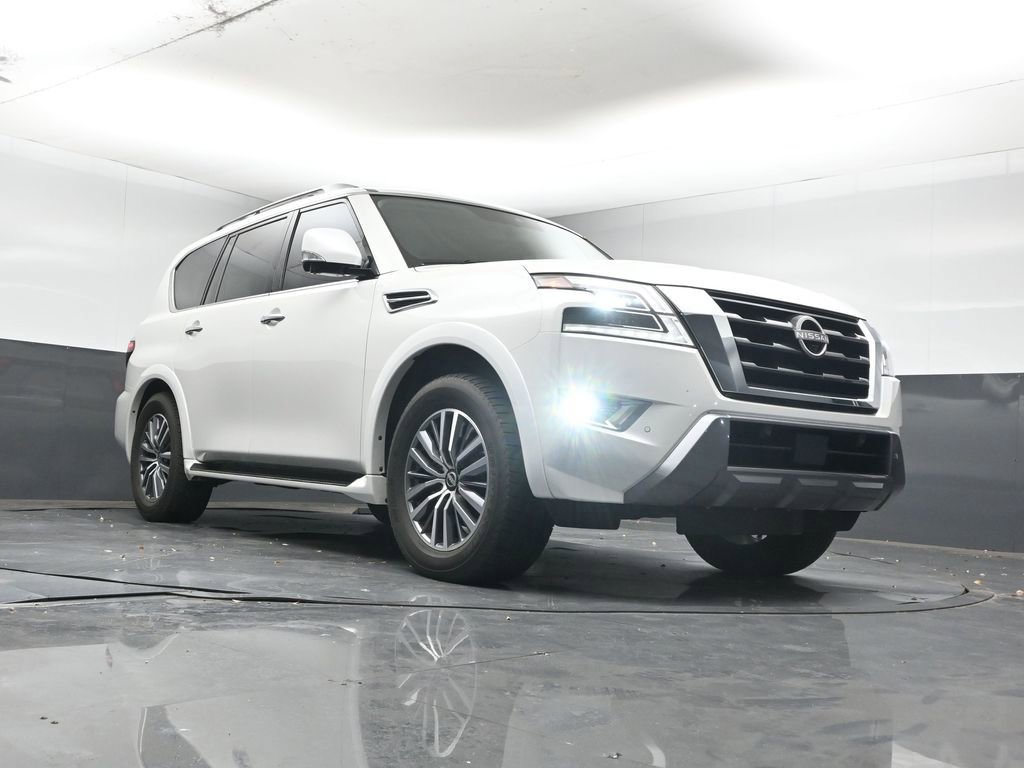 Used 2023 Nissan Armada SL w/ Captain's Chairs Package image 16