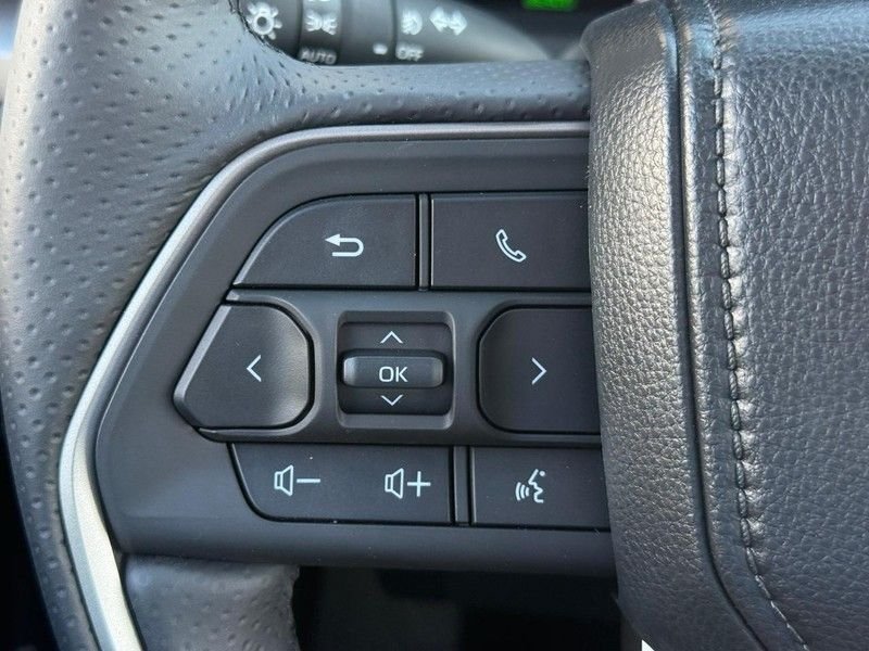 New 2026 Toyota 4Runner TRD Off-Road Premium AWD/4WD image 14