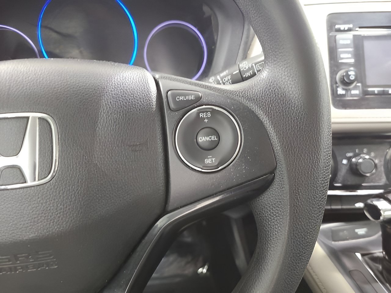 Used 2021 Honda HR-V LX image 23