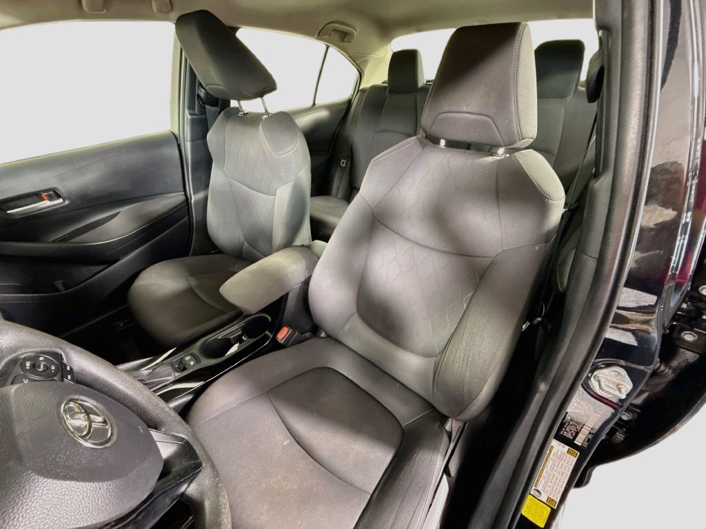 Used 2021 Toyota Corolla LE w/ LE Convenience Package FWD image 21