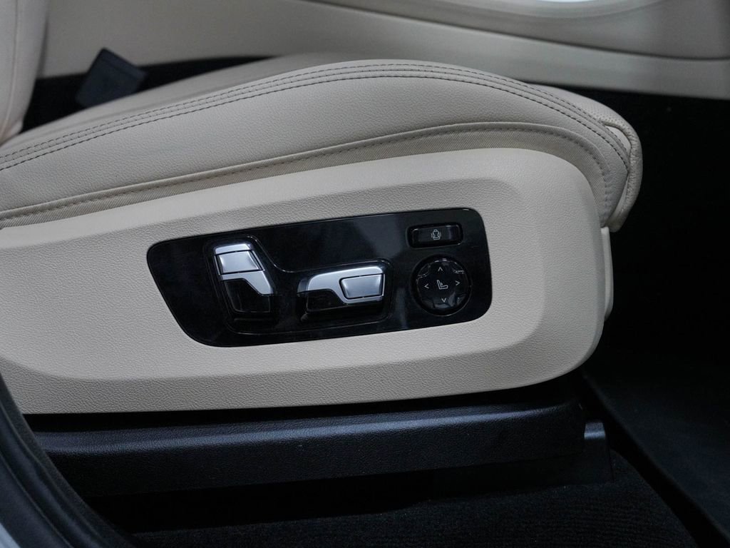 Used 2022 BMW X5 M50i w/ Executive Package AWD/4WD image 43