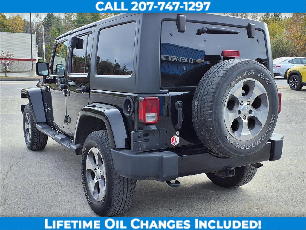 Used 2017 Jeep Wrangler Unlimited Sahara w/ Max Tow Package image 8