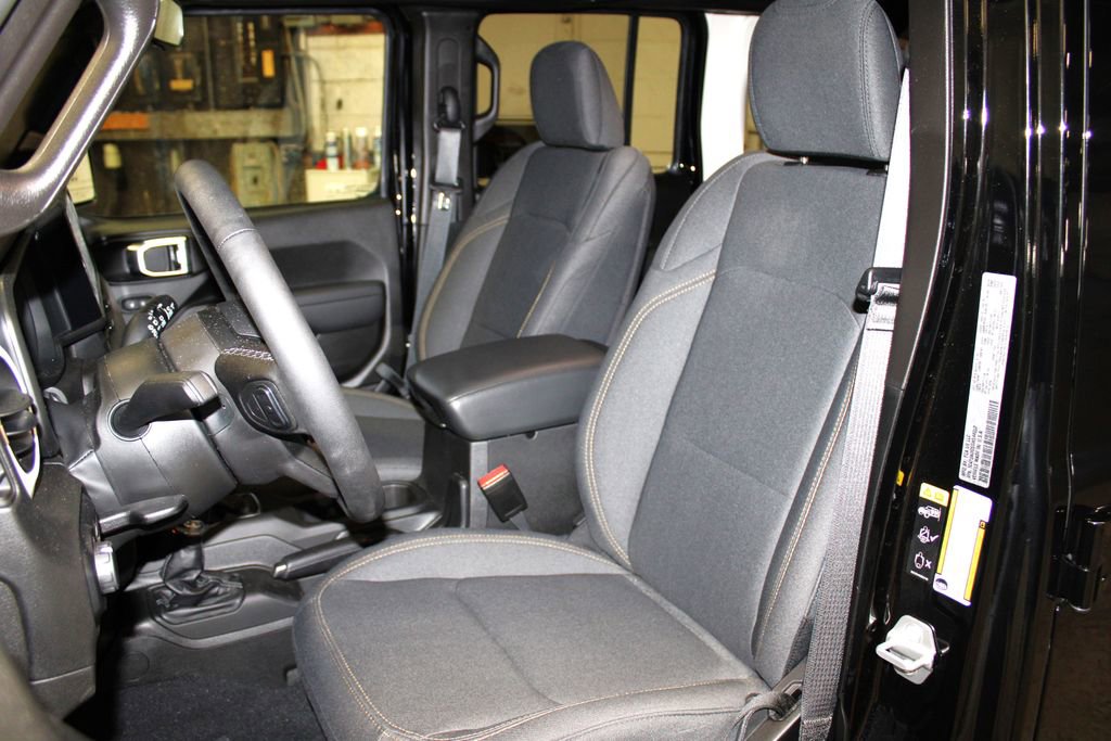 Certified 2025 Jeep Wrangler Sport S image 20