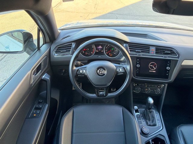Used 2021 Volkswagen Tiguan SE R-Line AWD/4WD image 18