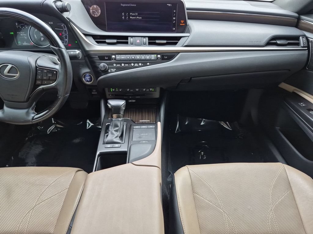 Used 2019 Lexus ES 300h Ultra Luxury FWD image 13