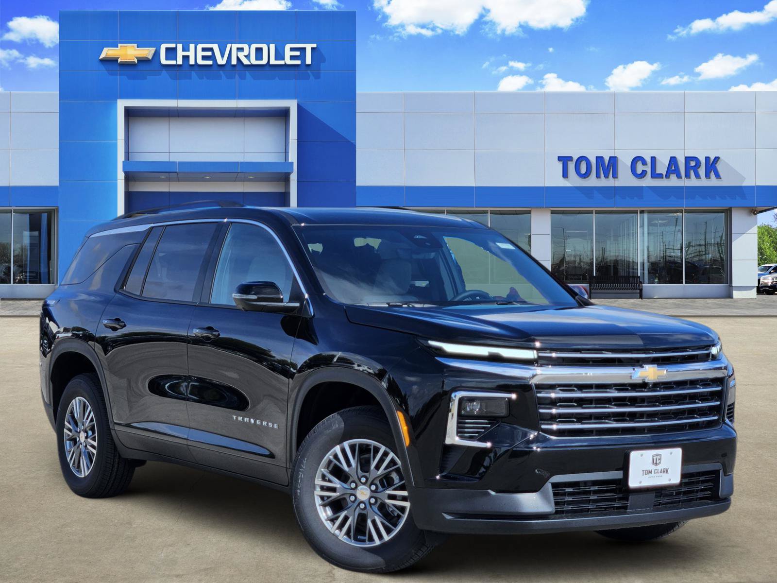 New 2027 Chevrolet Traverse LT w/ Driver Confidence Package FWD image 1