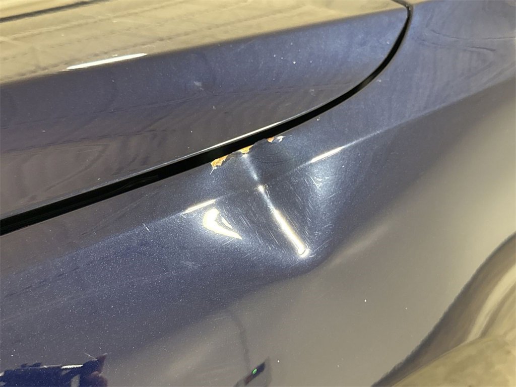 Used 2012 Jeep Grand Cherokee Laredo w/ Laredo E Group image 32