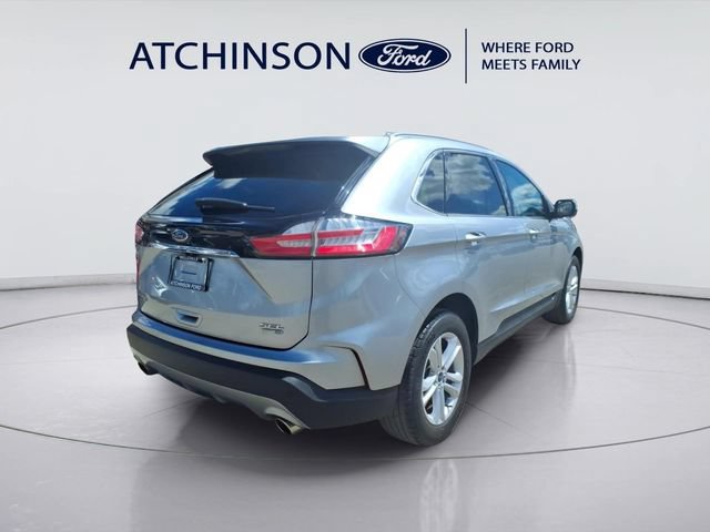 Used 2020 Ford Edge SEL w/ Convenience Package AWD/4WD image 4