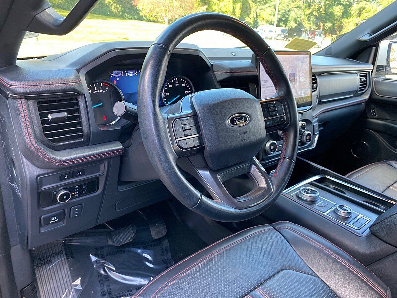 Used 2023 Ford Expedition Limited AWD/4WD image 22