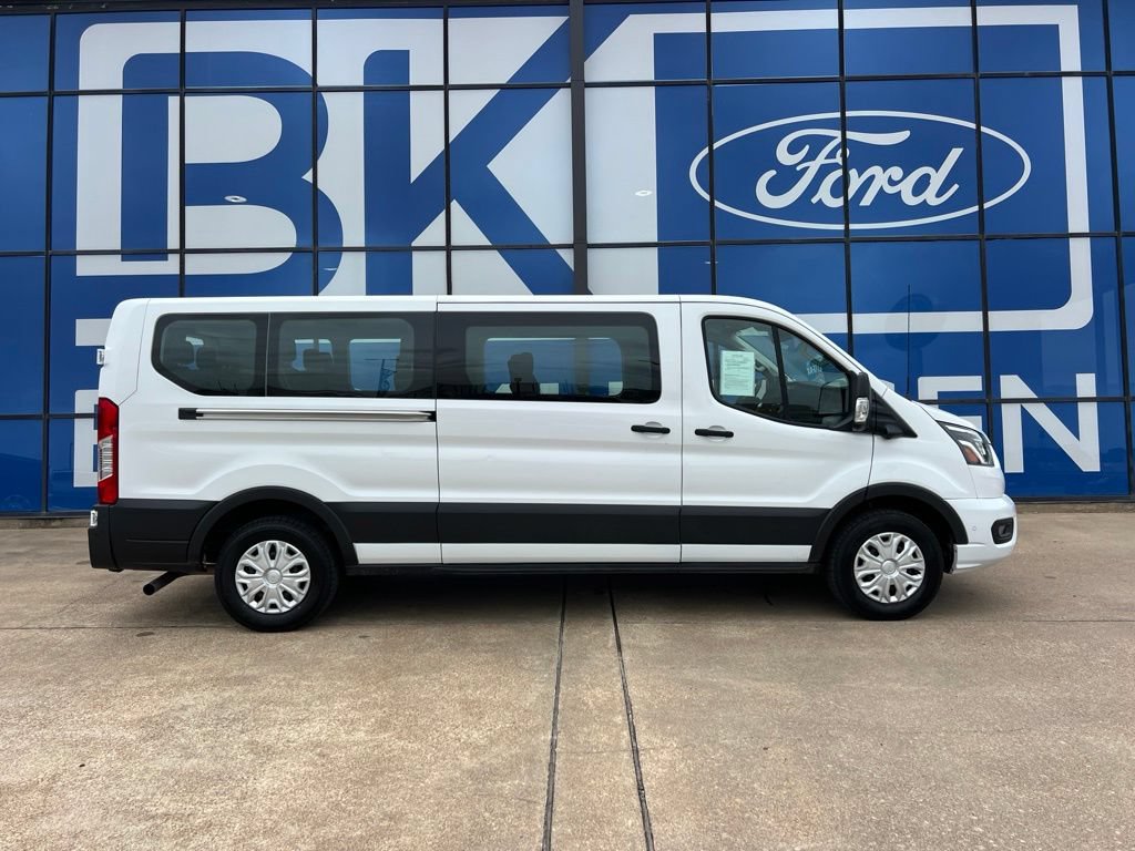 Used 2023 Ford Transit 350 XLT RWD image 4