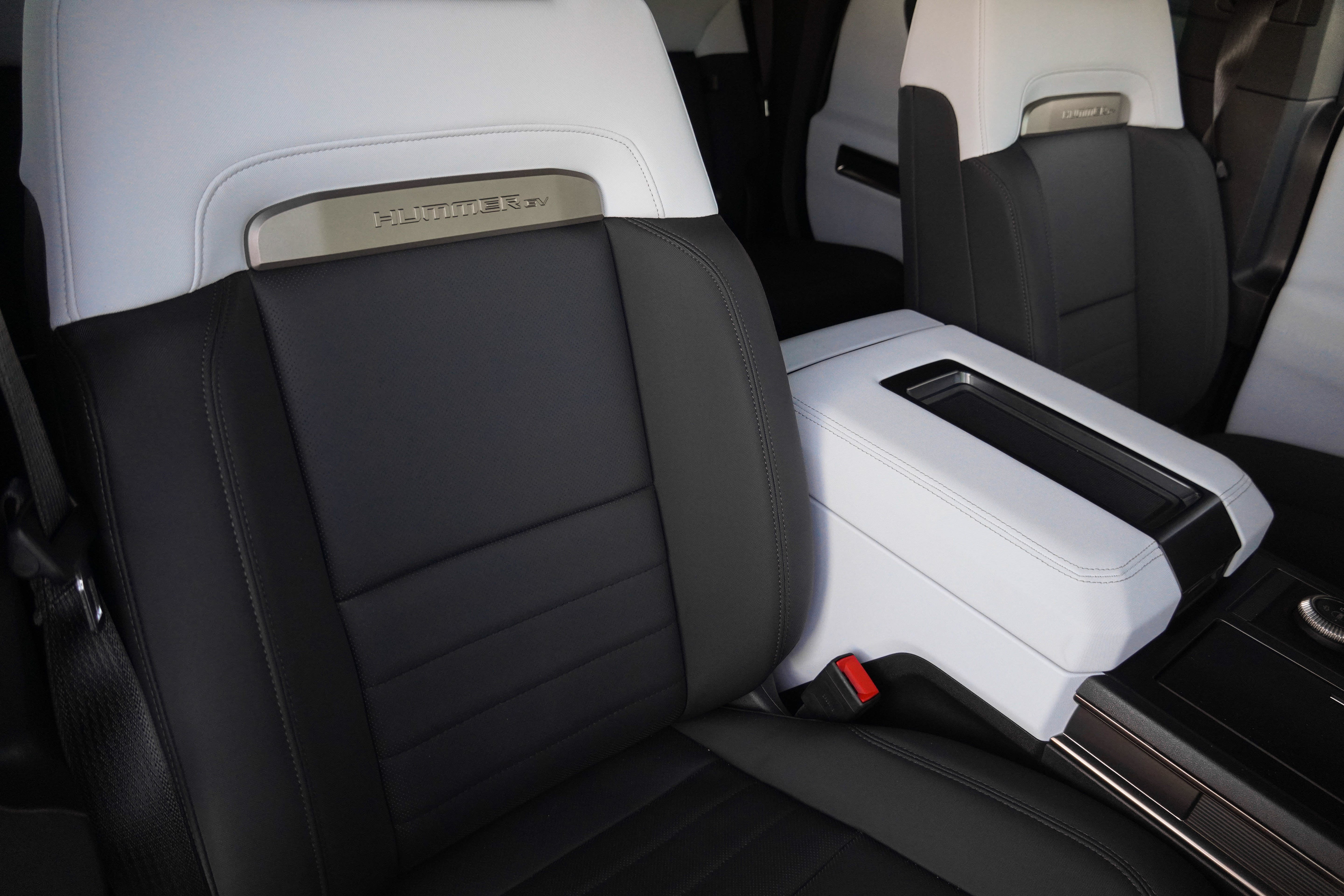 Used 2024 GMC Hummer EV 3X AWD/4WD image 14