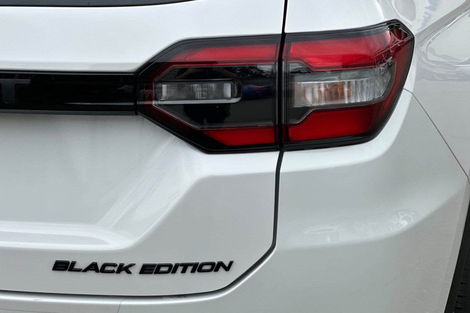 Used 2025 Honda Pilot Black Edition image 30