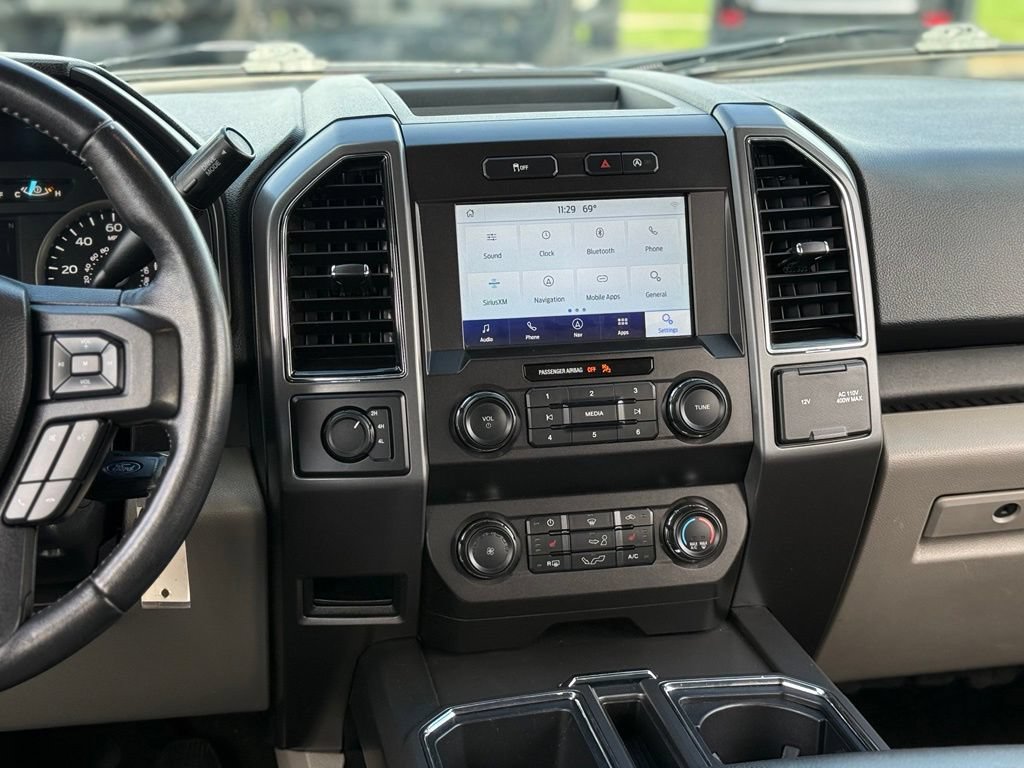 Used 2020 Ford F150 XLT w/ Equipment Group 302A Luxury AWD/4WD image 19