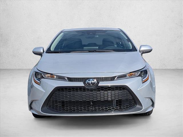 Used 2022 Toyota Corolla LE FWD image 2