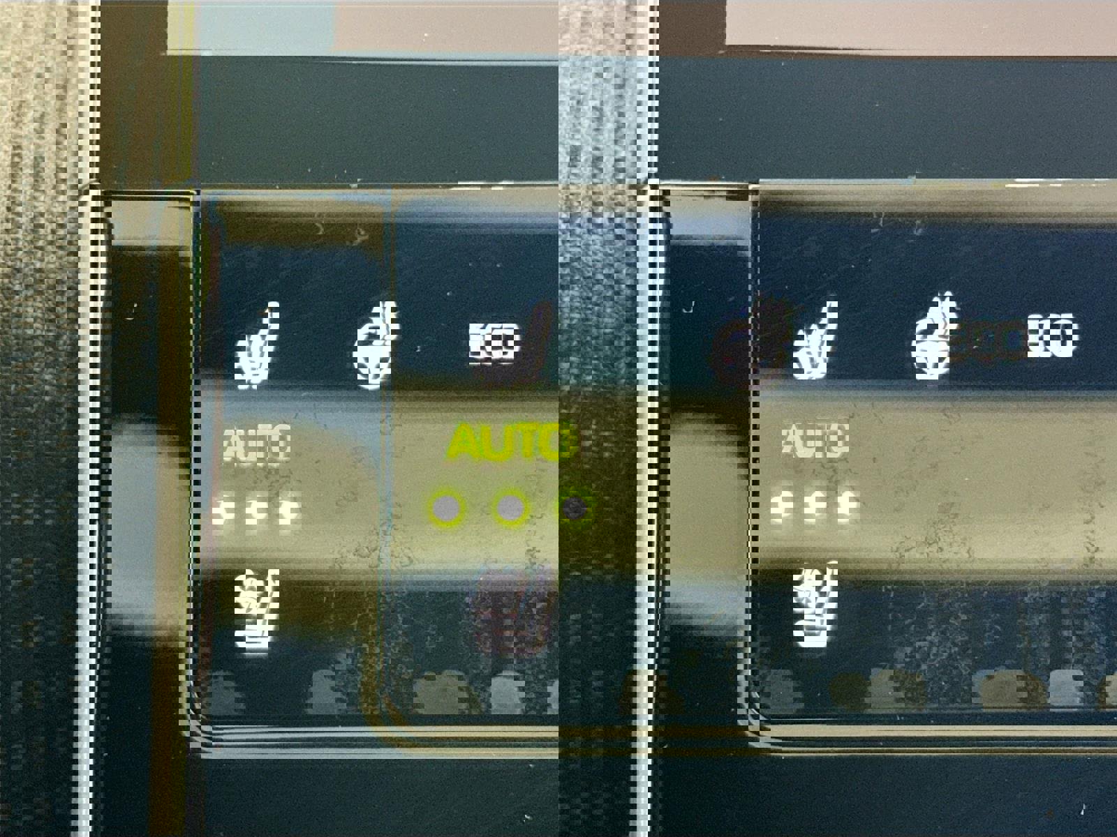 New 2025 Toyota bZ4X AWD image 32