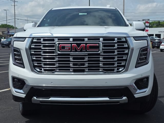 New 2026 GMC Yukon XL Denali w/ Denali Reserve Package AWD/4WD image 12