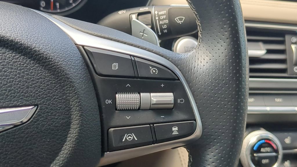 Used 2023 Genesis G70 3.3T w/ Sport Prestige Package RWD image 21