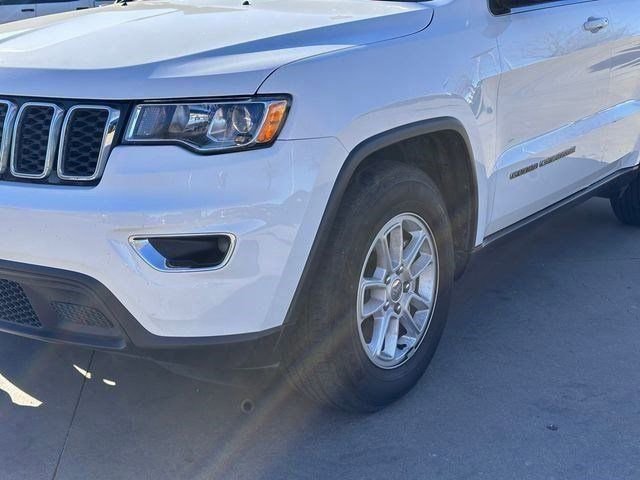 Used 2020 Jeep Grand Cherokee Laredo image 9