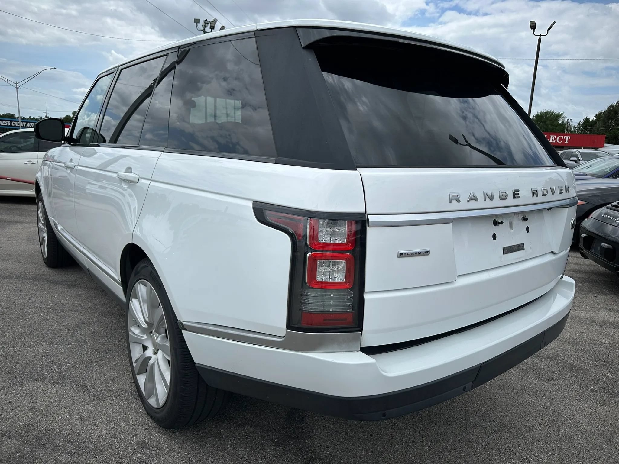 Used 2015 Land Rover Range Rover Long Wheelbase Supercharged AWD/4WD image 35