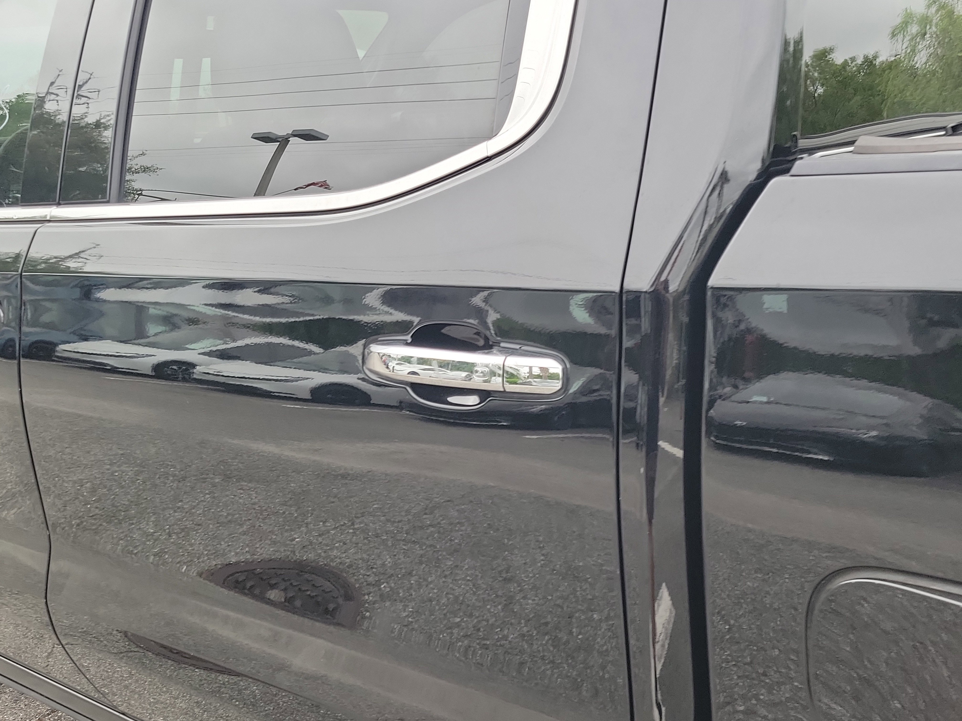 Used 2019 GMC Sierra 1500 SLT w/ SLT Premium Plus Package AWD/4WD image 28