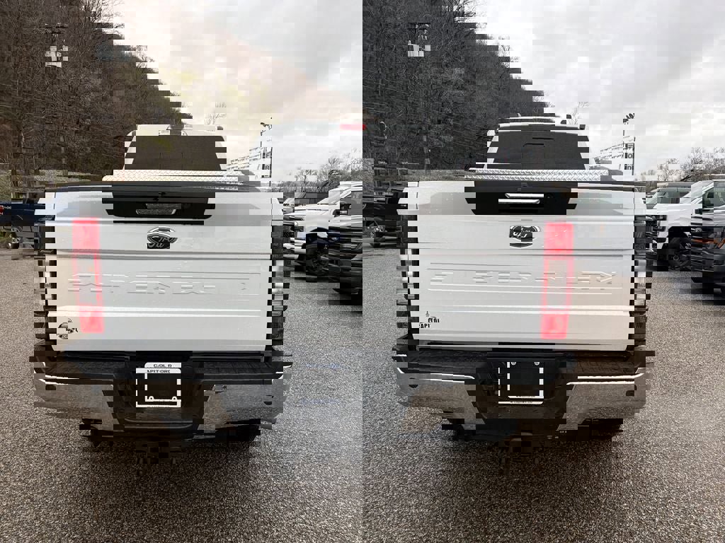 Used 2020 Ford F250 Lariat w/ Lariat Value Package image 5