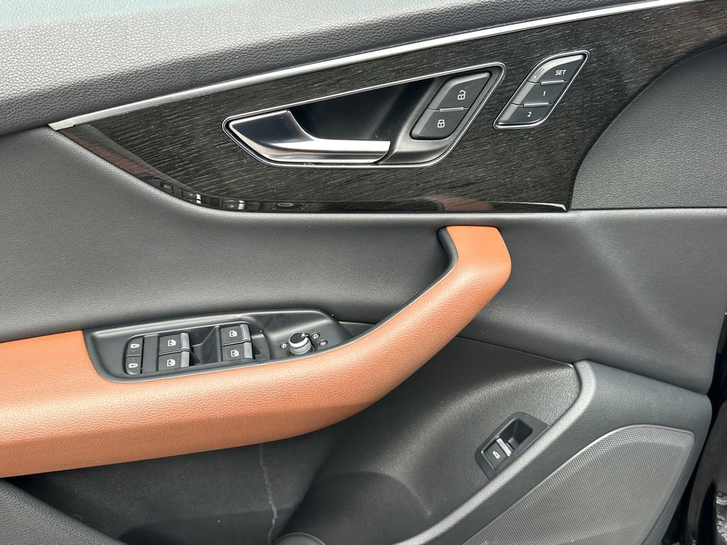 Used 2022 Audi Q7 2.0T Premium image 18