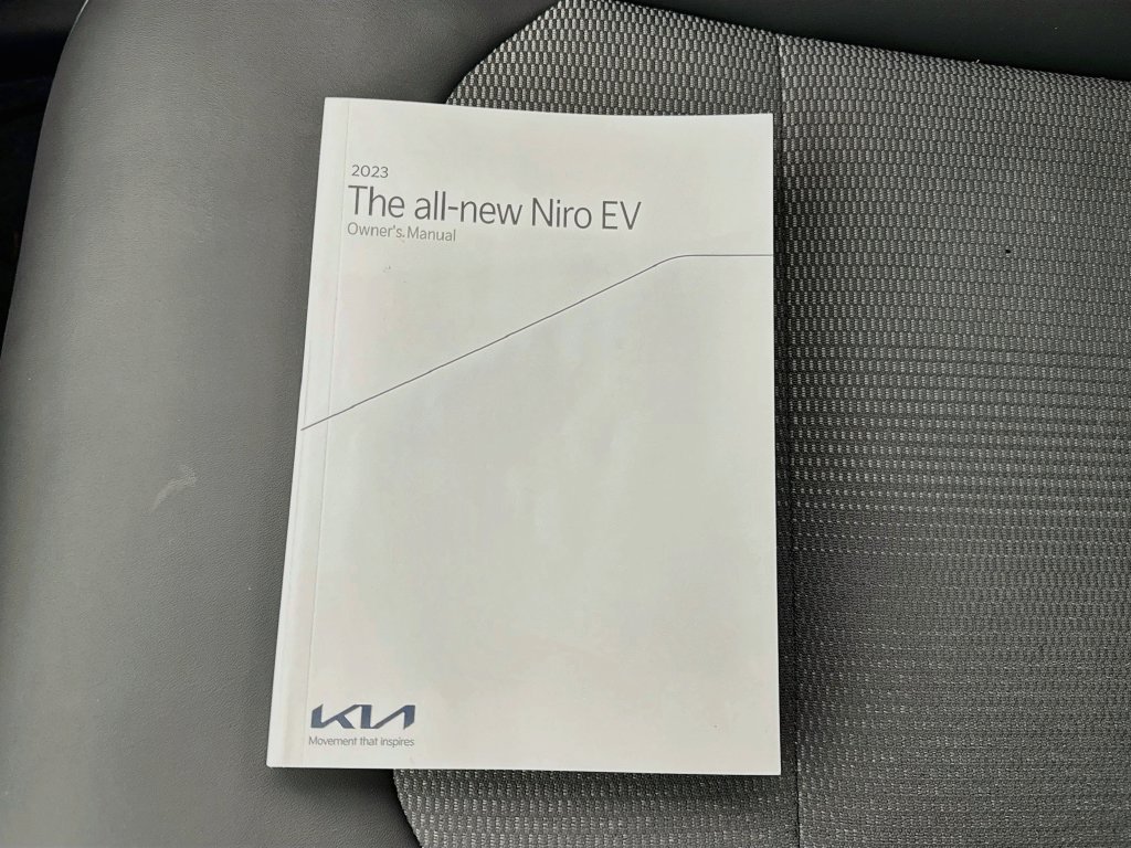 Used 2023 Kia Niro Wind w/ Wind Preserve Package FWD image 37