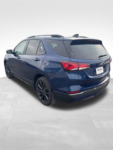 Used 2022 Chevrolet Equinox RS w/ Infotainment Package image 8