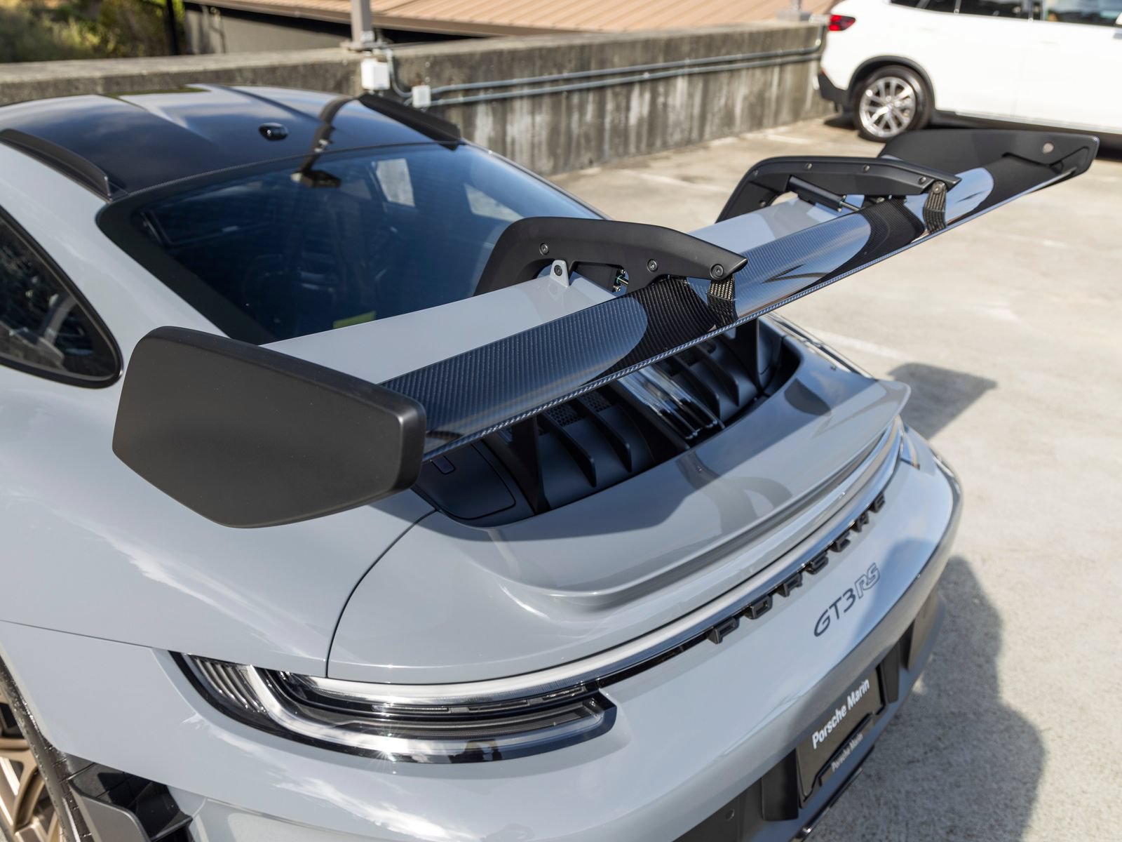 Certified 2023 Porsche 911 GT3 RS RWD image 30